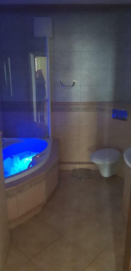 Top Loft Warsaw With Swimming Poolアパートメント エクステリア 写真