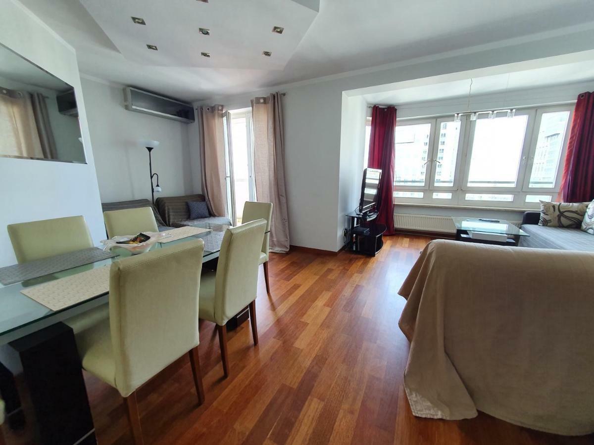 Top Loft Warsaw With Swimming Poolアパートメント エクステリア 写真